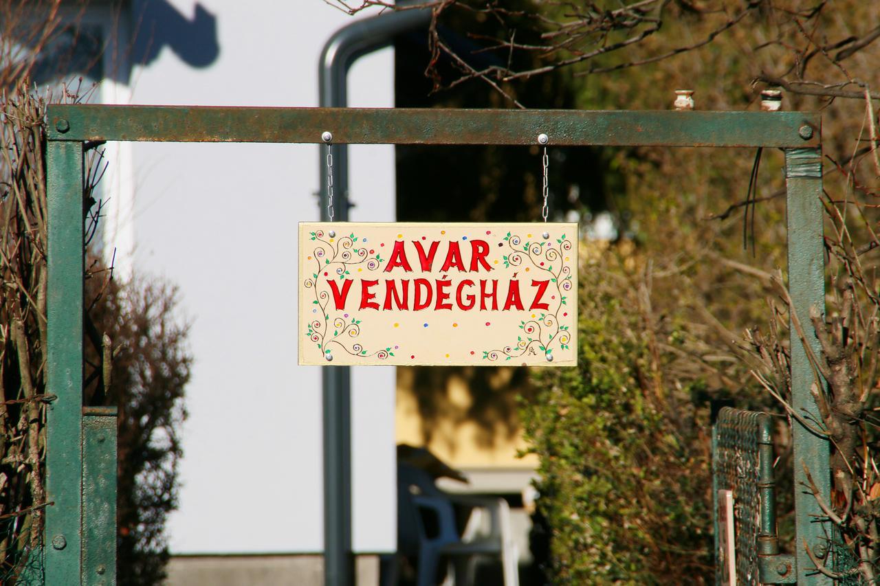 Avar Vendeghaz 머트러푸레드 외부 사진